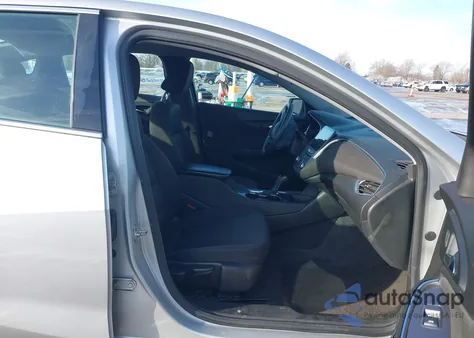 2019 Chevrolet Malibu Lt from USA, damaged, VIN 1G1ZD5ST1KF207845